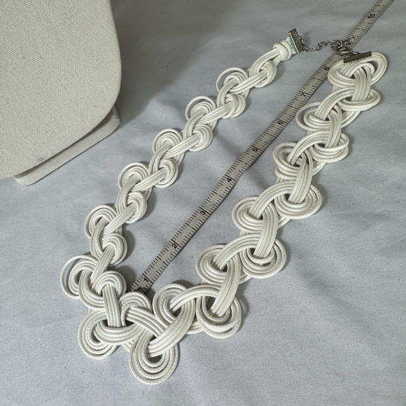 White weaved corded necklace - Picture 5 of 7